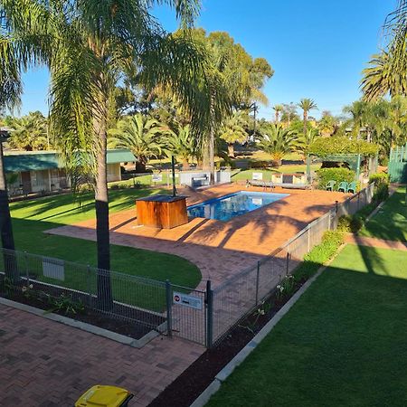 里弗赖纳汽车旅馆 Leeton 外观 照片