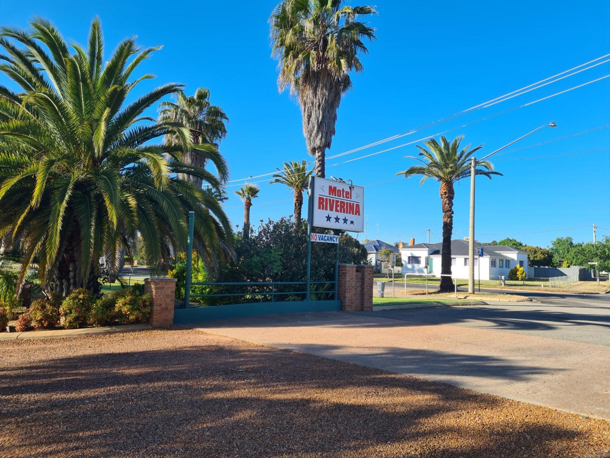 里弗赖纳汽车旅馆 Leeton 外观 照片