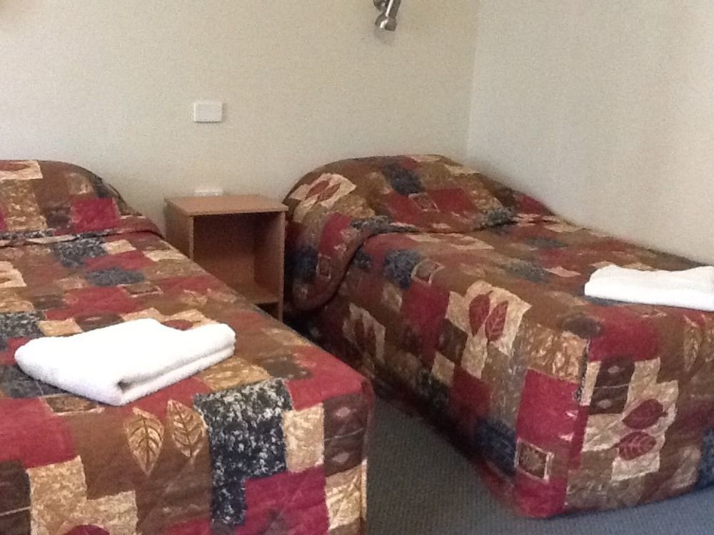 里弗赖纳汽车旅馆 Leeton 外观 照片