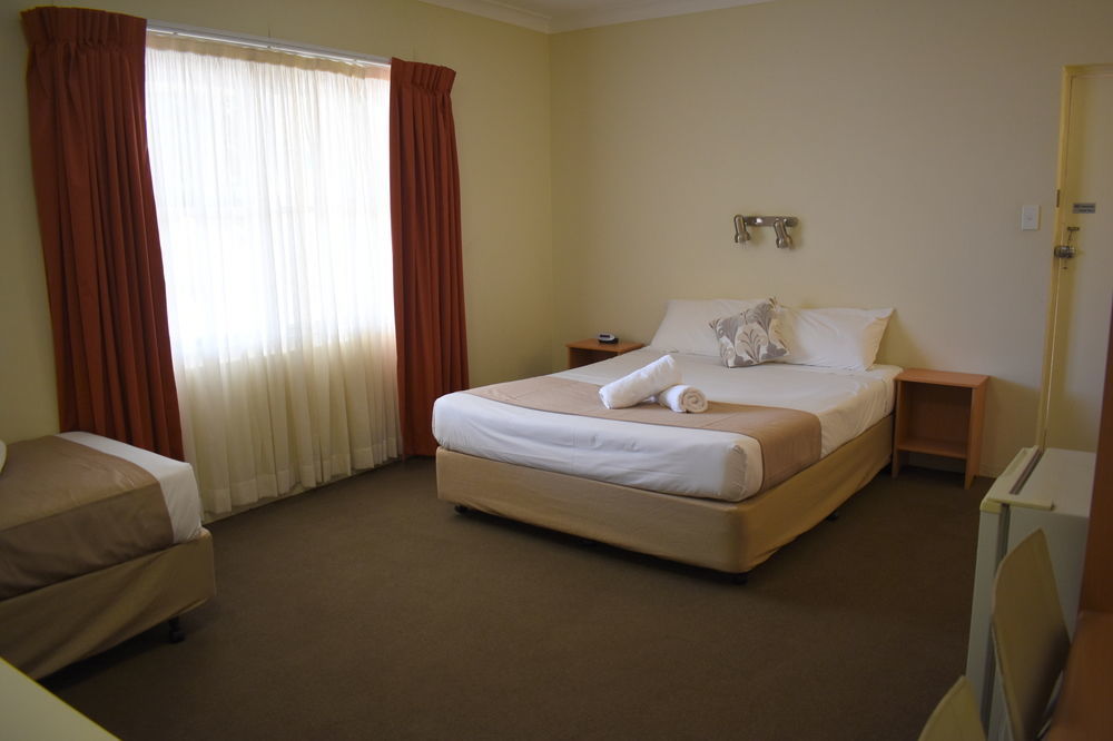 里弗赖纳汽车旅馆 Leeton 外观 照片